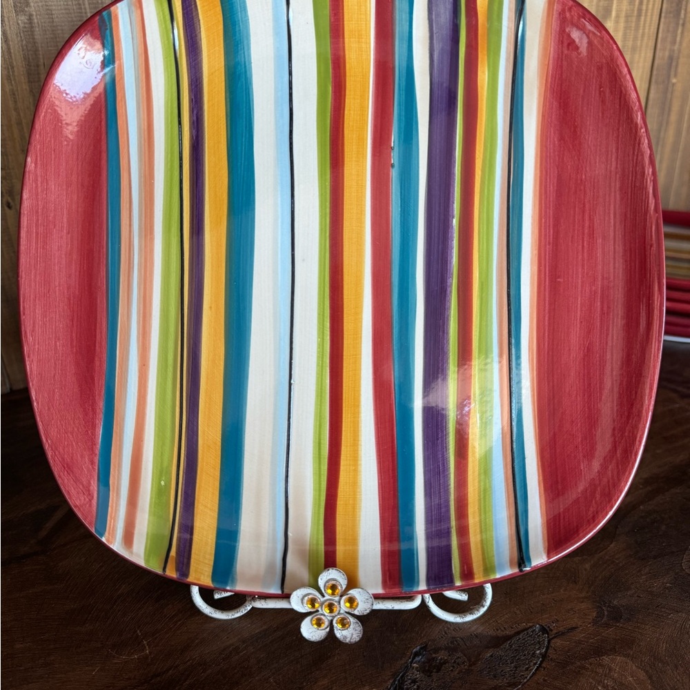 Tabletops Gallery Water Color Red dinner plate